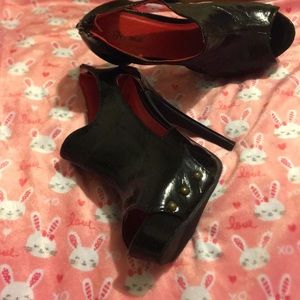 Promise peep toe platform booties